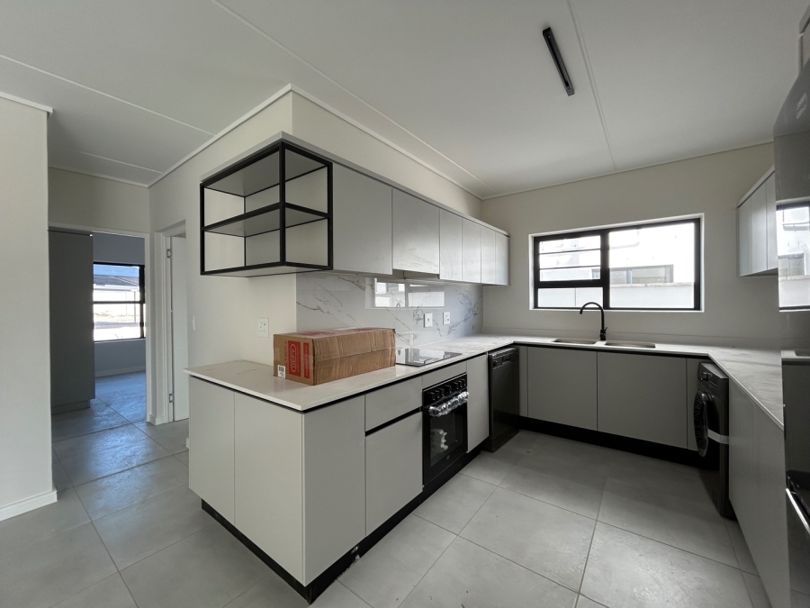 3 Bedroom Property for Sale in Sandown Western Cape